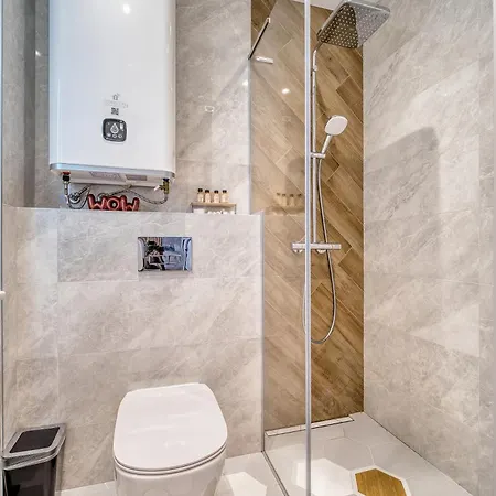 Appartamento Desire Luxury With Private Garage In